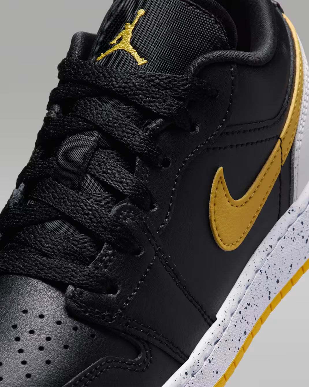 Air Jordan 1 Low Big Kids' Sneakers