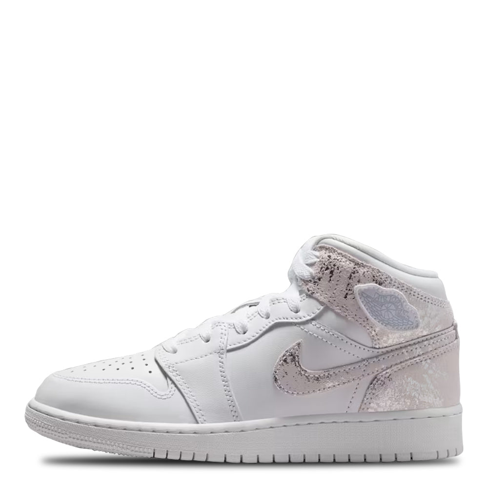 Air Jordan 1 Mid SE Big Kids' Sneakers