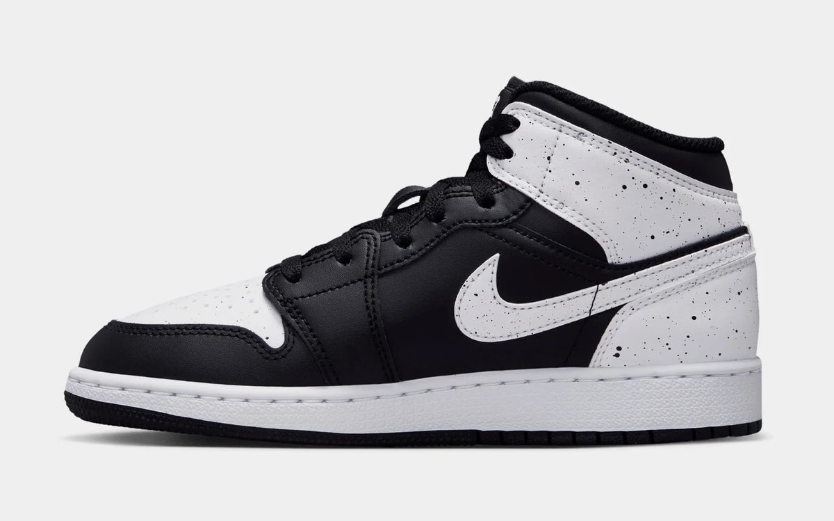 Air Jordan 1 Mid "Oreo" Big Kid's Sneakers